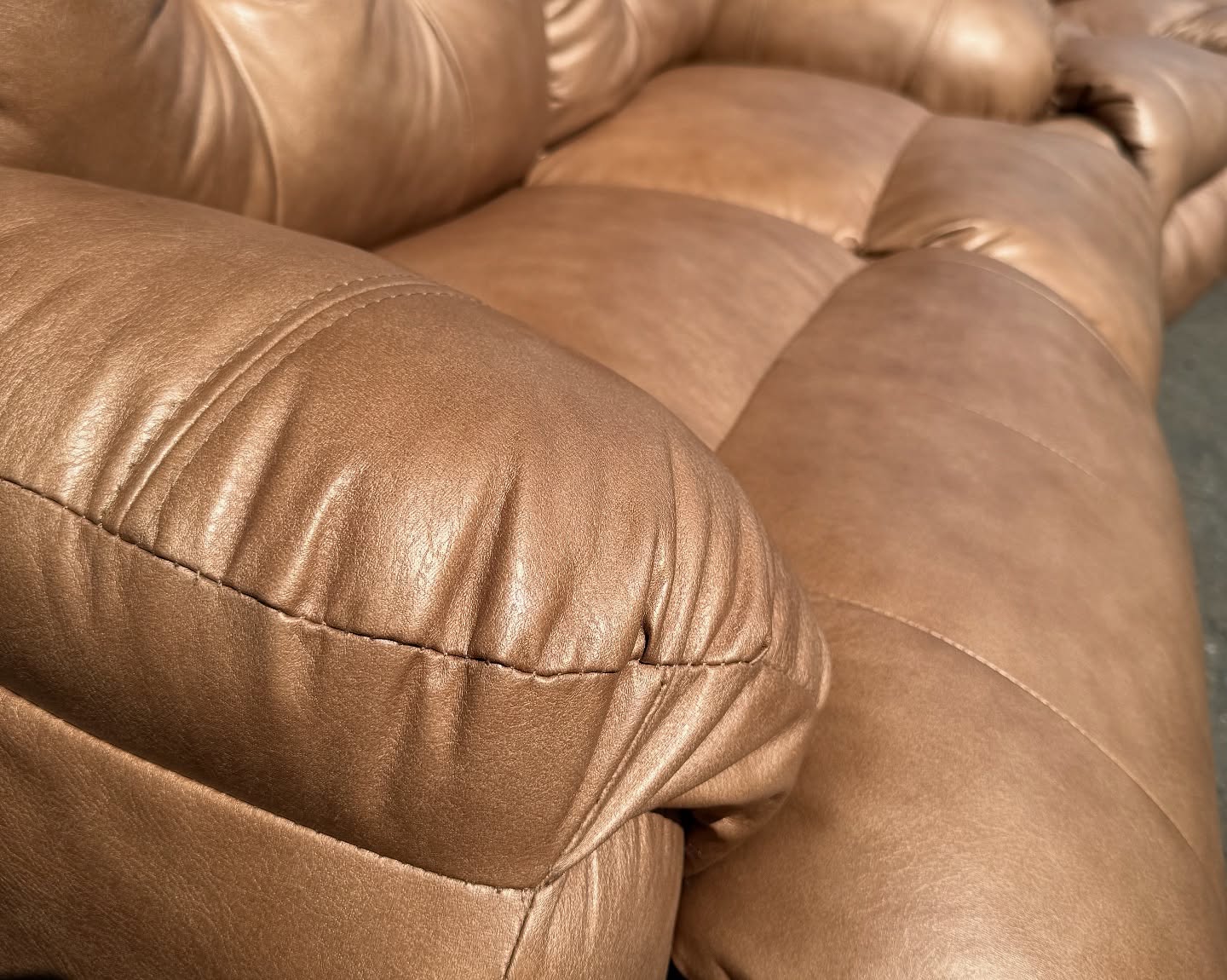 Buffalo leather recliner seat detail
